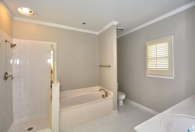 417 N LAKE ROAD, Hoover, AL 35242