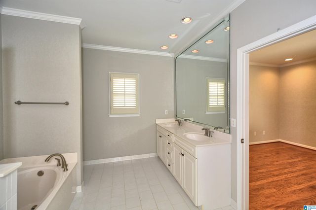 417 N LAKE ROAD, Hoover, AL 35242