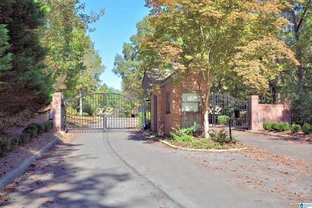 417 N LAKE ROAD, Hoover, AL 35242