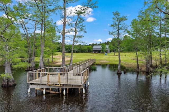 10220 Thornapple, Oil City, LA 71061
