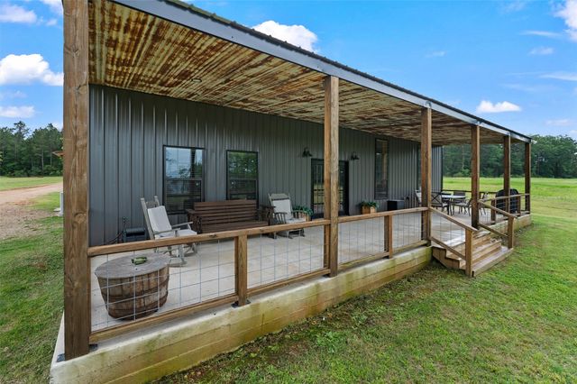 10220 Thornapple, Oil City, LA 71061