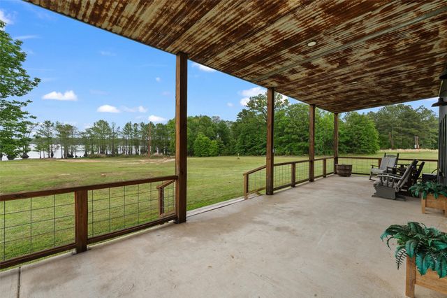 10220 Thornapple, Oil City, LA 71061