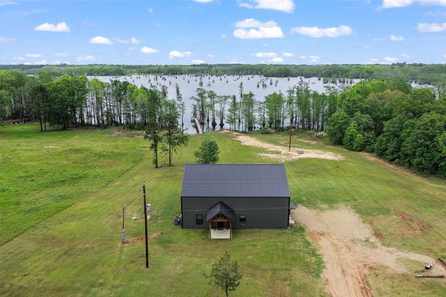 10220 Thornapple, Oil City, LA 71061