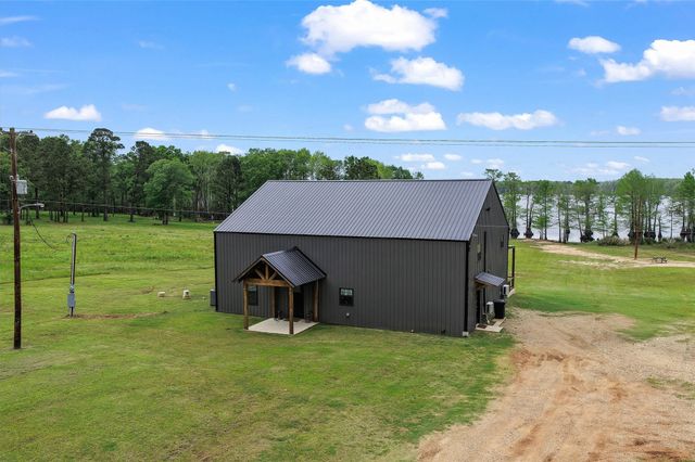 10220 Thornapple, Oil City, LA 71061