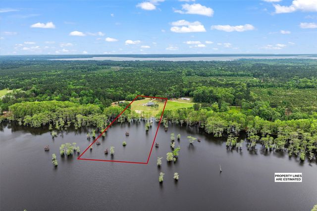 10220 Thornapple, Oil City, LA 71061