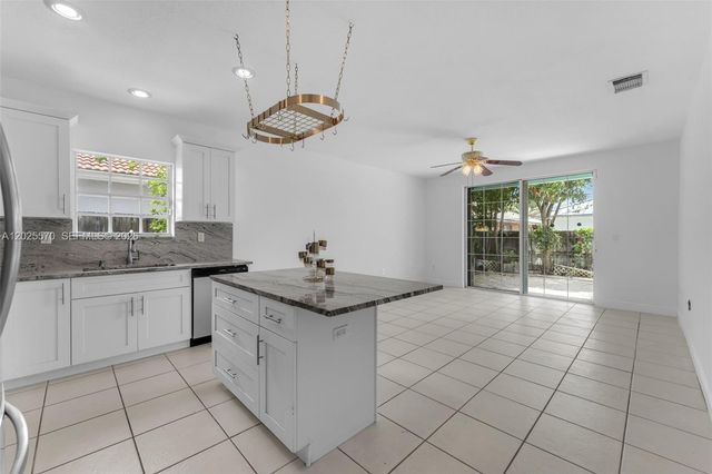 10000 SW 159th Ave, Miami, FL 33196