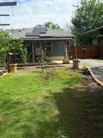 118 N Harrison Avenue, Sherman, TX 75090