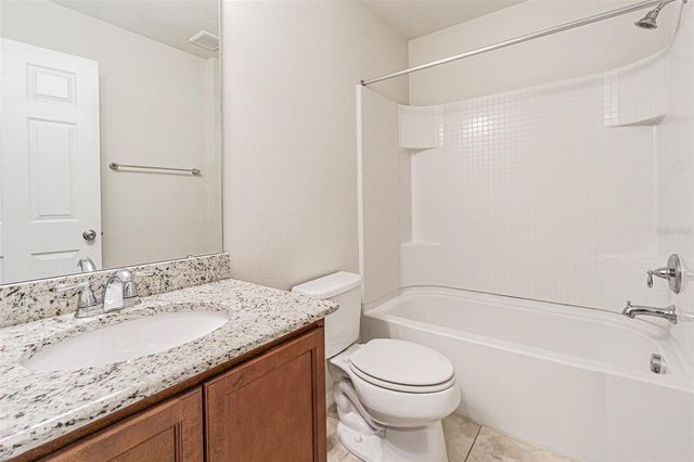 9303 AMERICAN HICKORY LANE, Riverview, FL 33578