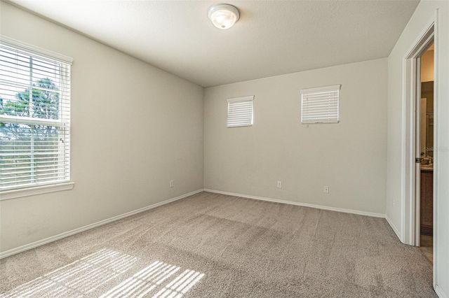 9303 AMERICAN HICKORY LANE, Riverview, FL 33578