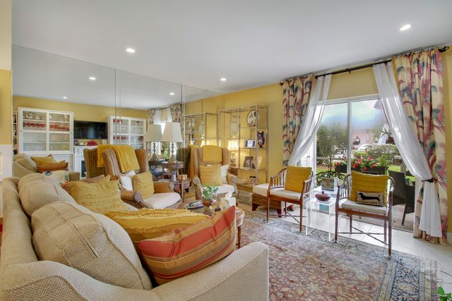 18081 SE COUNTRY CLUB Drive 13-123, Jupiter, FL 33469