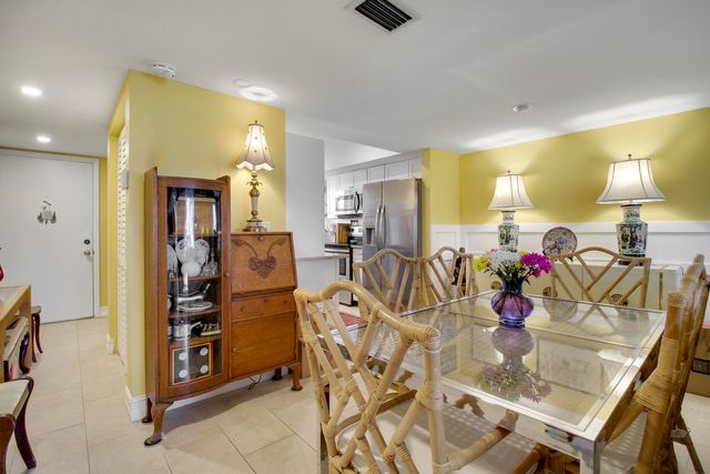 18081 SE COUNTRY CLUB Drive 13-123, Jupiter, FL 33469