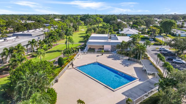 18081 SE COUNTRY CLUB Drive 13-123, Jupiter, FL 33469
