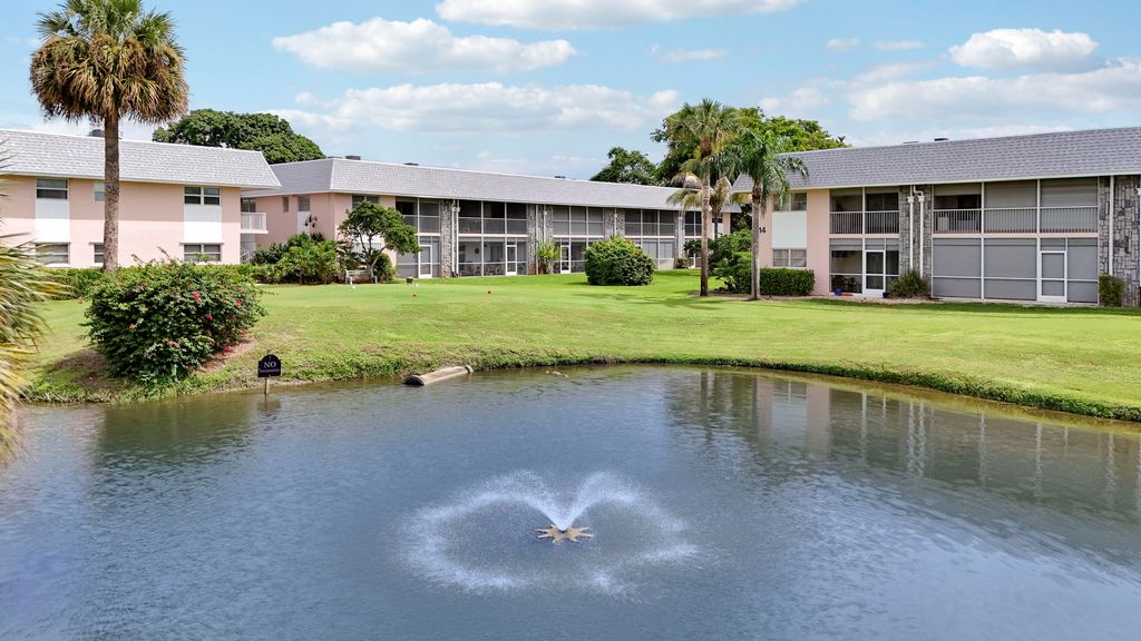 18081 SE COUNTRY CLUB Drive 13-123, Jupiter, FL 33469