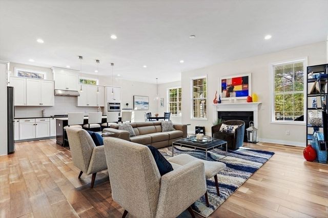 61 Ridgewood Drive, Stow, MA 01775