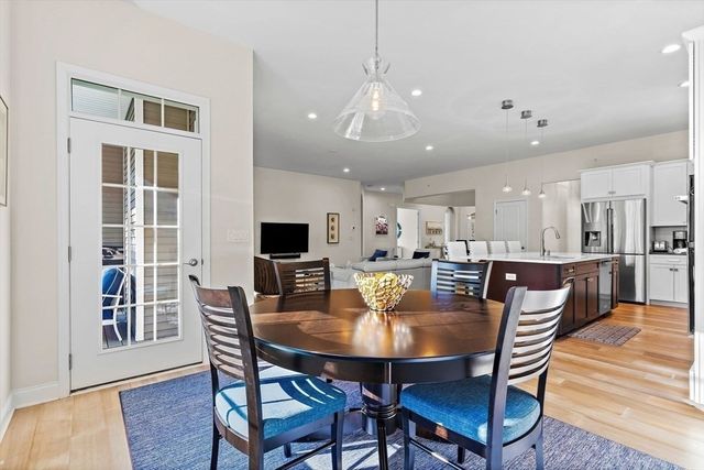 61 Ridgewood Drive, Stow, MA 01775