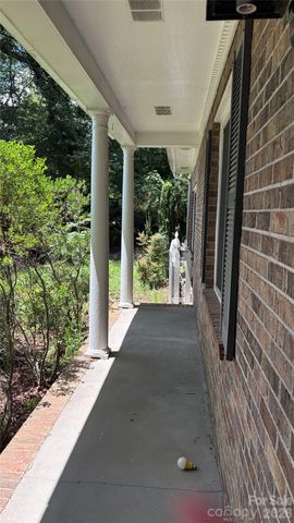 132 Haynes Street, Hendersonville, NC 28791