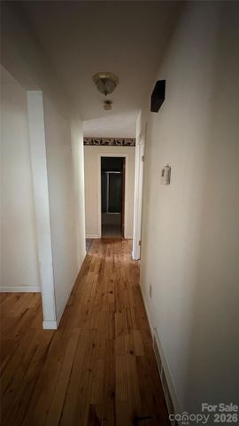 132 Haynes Street, Hendersonville, NC 28791