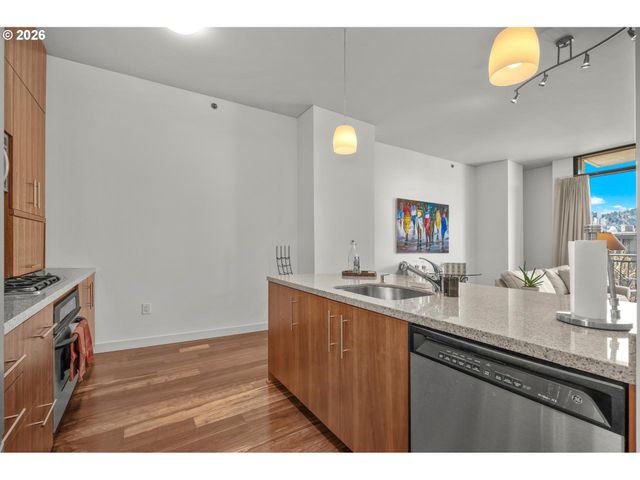 922 Nw 11TH Ave 505, Portland, OR 97209