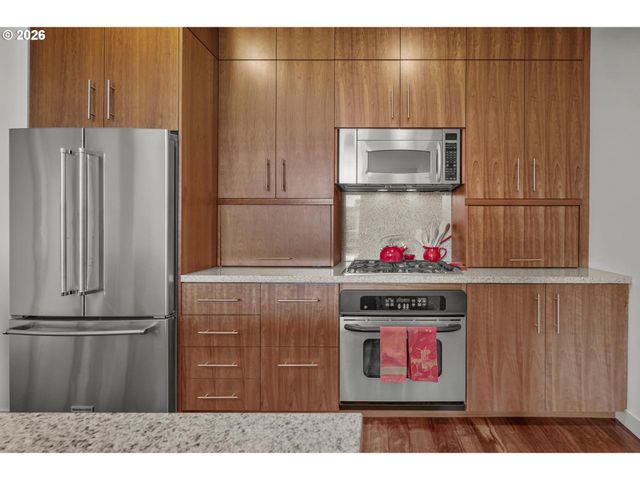 922 Nw 11TH Ave 505, Portland, OR 97209