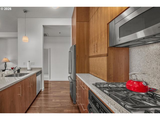 922 Nw 11TH Ave 505, Portland, OR 97209