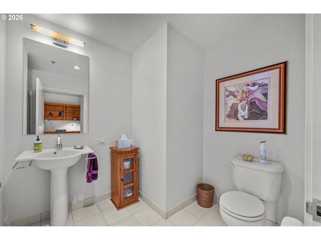 922 Nw 11TH Ave 505, Portland, OR 97209