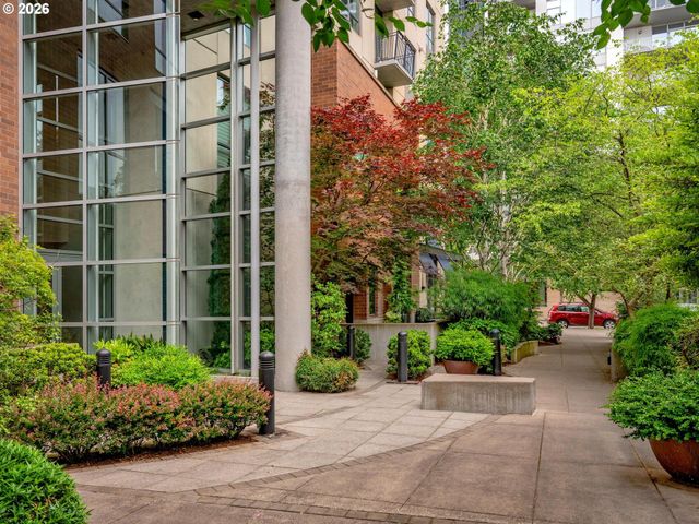 922 Nw 11TH Ave 505, Portland, OR 97209