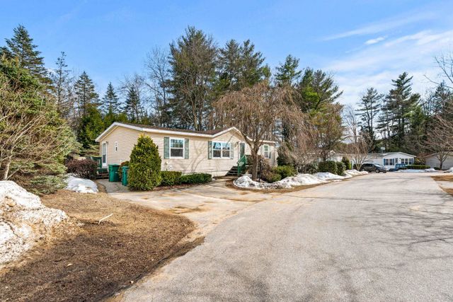 11 Magnolia Lane, Belmont, NH 03220