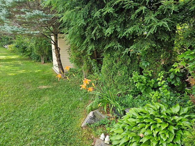 11 Magnolia Lane, Belmont, NH 03220
