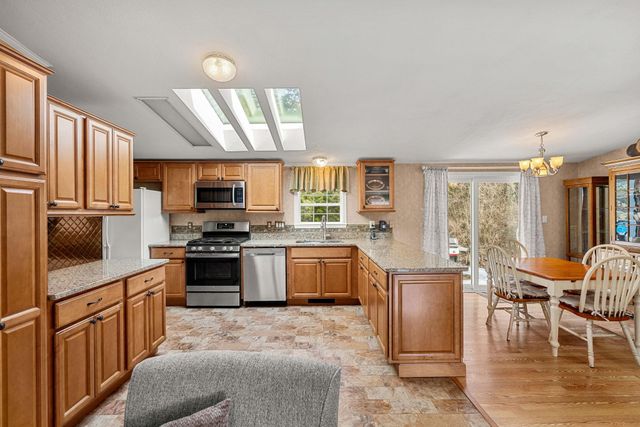 11 Magnolia Lane, Belmont, NH 03220