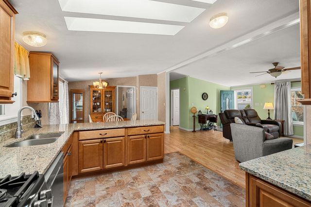 11 Magnolia Lane, Belmont, NH 03220