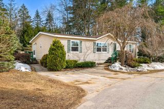 11 Magnolia Lane, Belmont, NH 03220