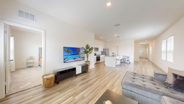 5814 LILAC LNDG, Converse, TX 78109