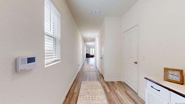 5814 LILAC LNDG, Converse, TX 78109