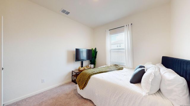 5814 LILAC LNDG, Converse, TX 78109
