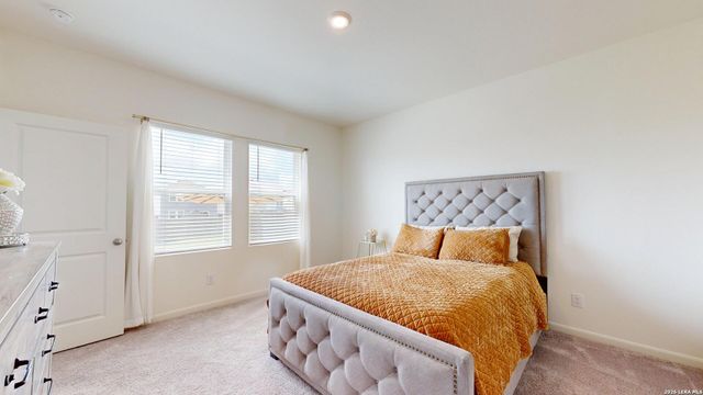 5814 LILAC LNDG, Converse, TX 78109