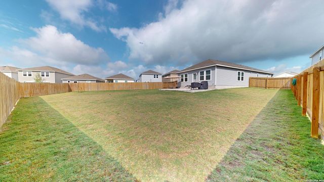 5814 LILAC LNDG, Converse, TX 78109