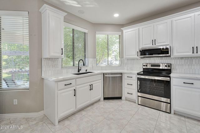 155 N BROOKSIDE Street, Chandler, AZ 85225