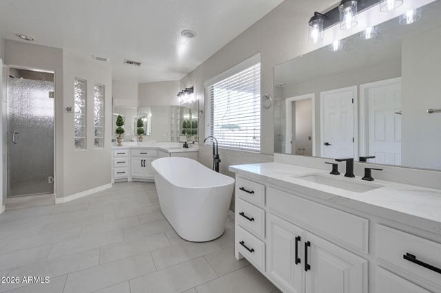 155 N BROOKSIDE Street, Chandler, AZ 85225