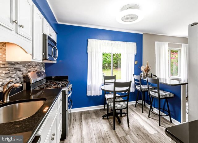 108 TRENT RD, Blackwood, NJ 08012