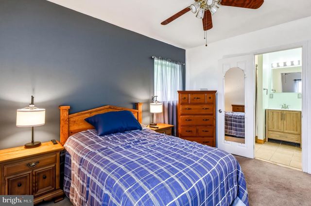 108 TRENT RD, Blackwood, NJ 08012