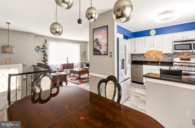 108 TRENT RD, Blackwood, NJ 08012