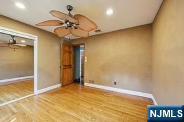 22 John Circle, Norwood, NJ 07648