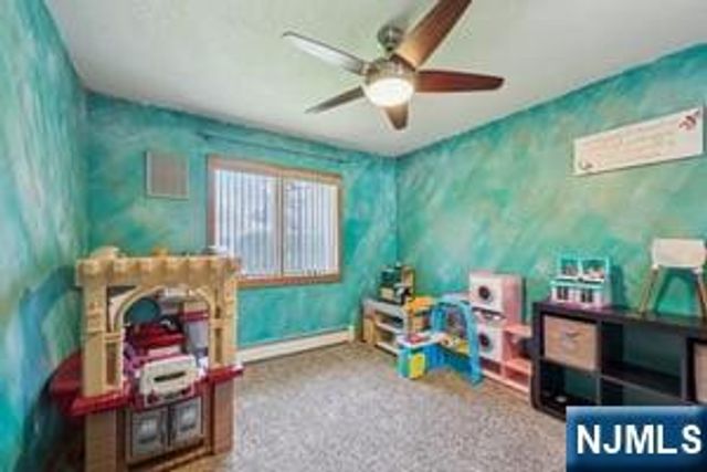 22 John Circle, Norwood, NJ 07648