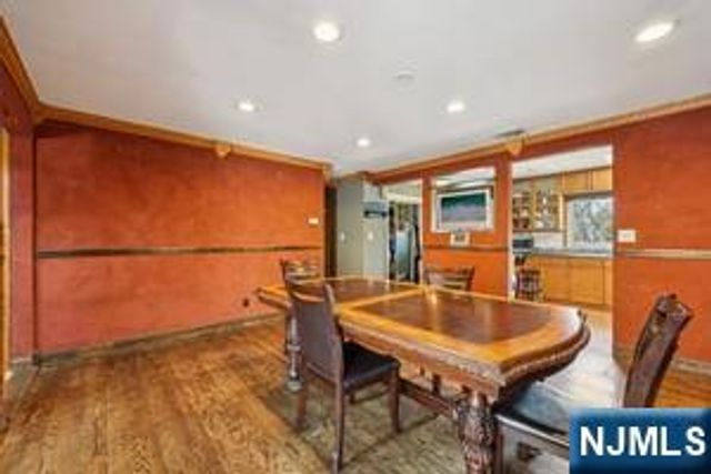 22 John Circle, Norwood, NJ 07648