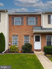 2212 MULBERRY CT, Lansdale, PA 19446