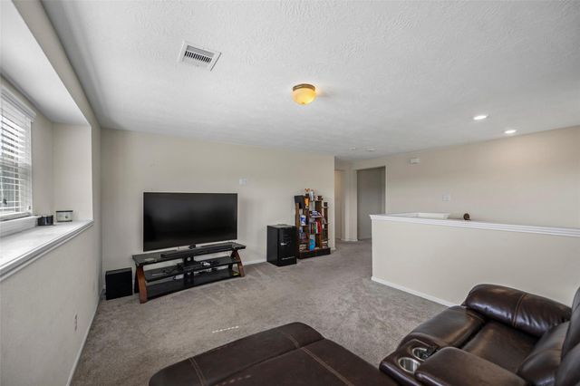 20519 Pembridge Green Drive, Porter, TX 77365