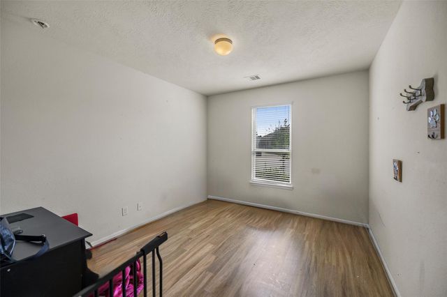 20519 Pembridge Green Drive, Porter, TX 77365