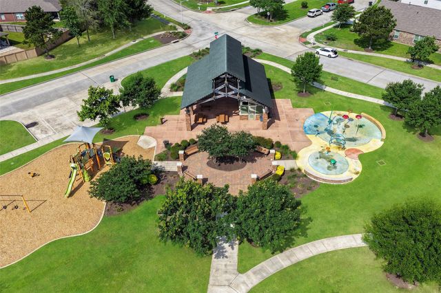 20519 Pembridge Green Drive, Porter, TX 77365