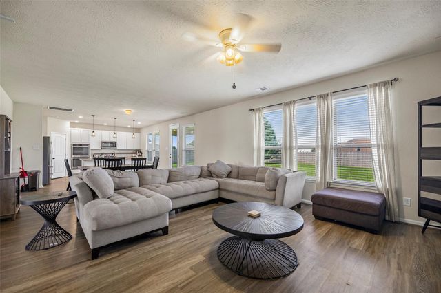 20519 Pembridge Green Drive, Porter, TX 77365
