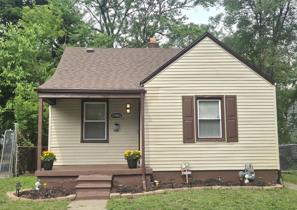 19483 Rosemont Avenue, Detroit, MI 48219